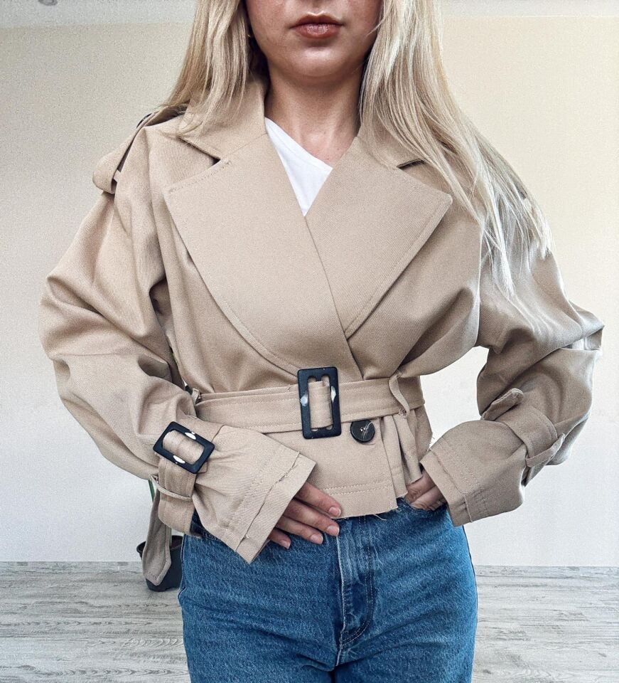 Kemerli Kısa Trençkot