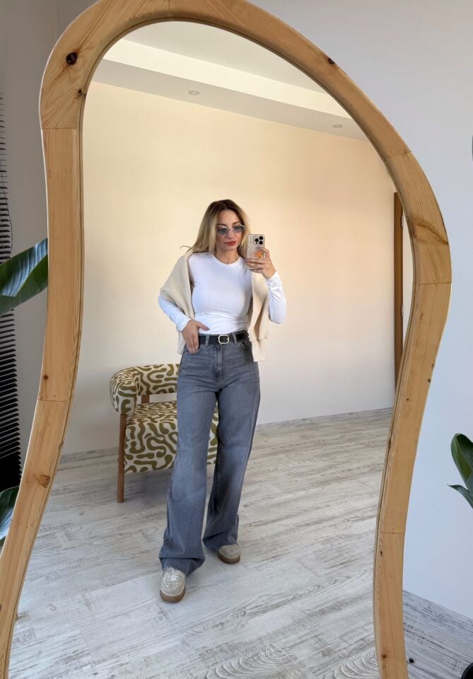 ZR Model Yüksek Bel Gri Jean