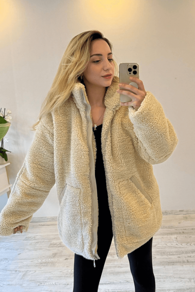 Bej Uzun Peluş Mont