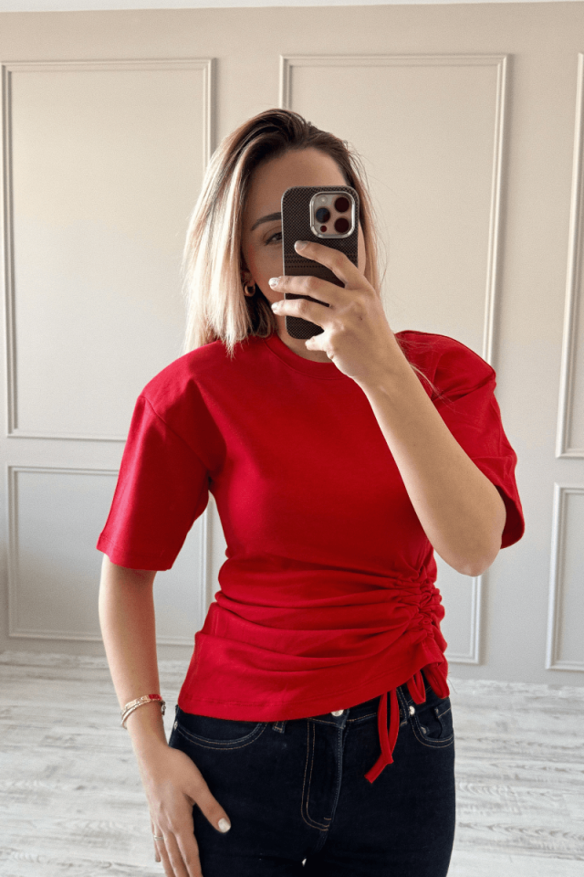 Büzgülü Omzu Vatkalı T-shirt/ Kırmızı