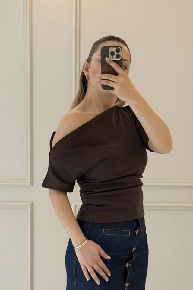 Kahve/ Tek Omuz Penye Bluz